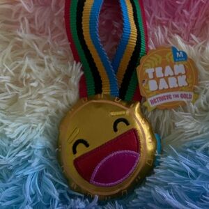 NEW BARK GOLD METAL RIBBON FOR YOUR FAVORITE OLYMPIC WINNER❣️SIZE MEDIUM.